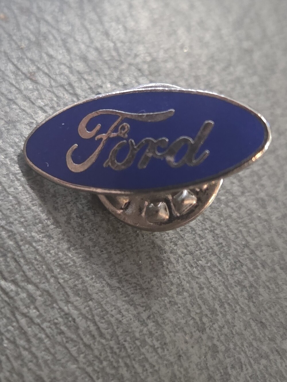Vintage Ford Logo Dealership Oval Metal Blue Lapel Hat Pin
